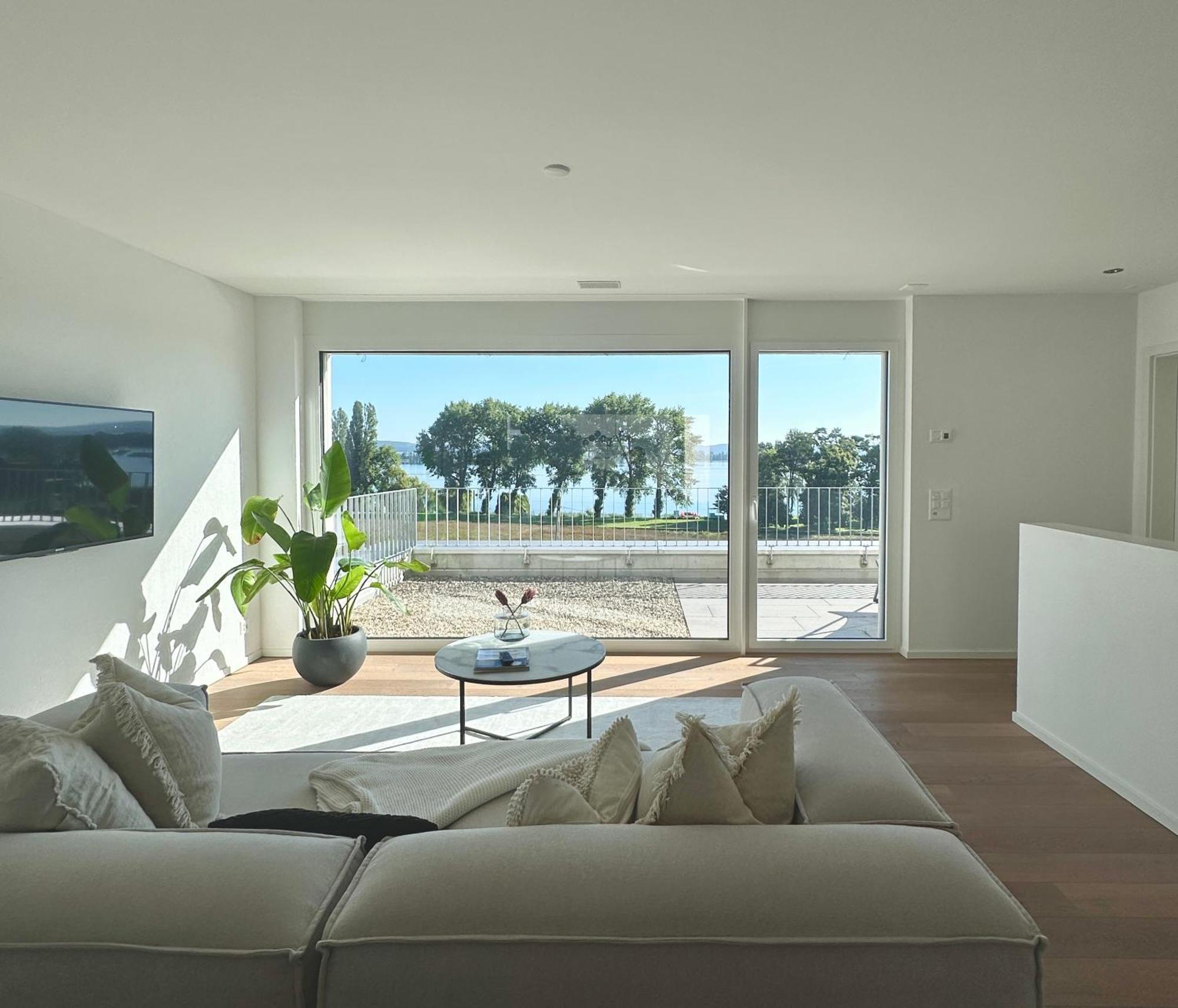 Stylisches Ferienhaus Bis 6 Gaeste Mit Einzigartigem Seepanorama Ermatingen Exterior photo